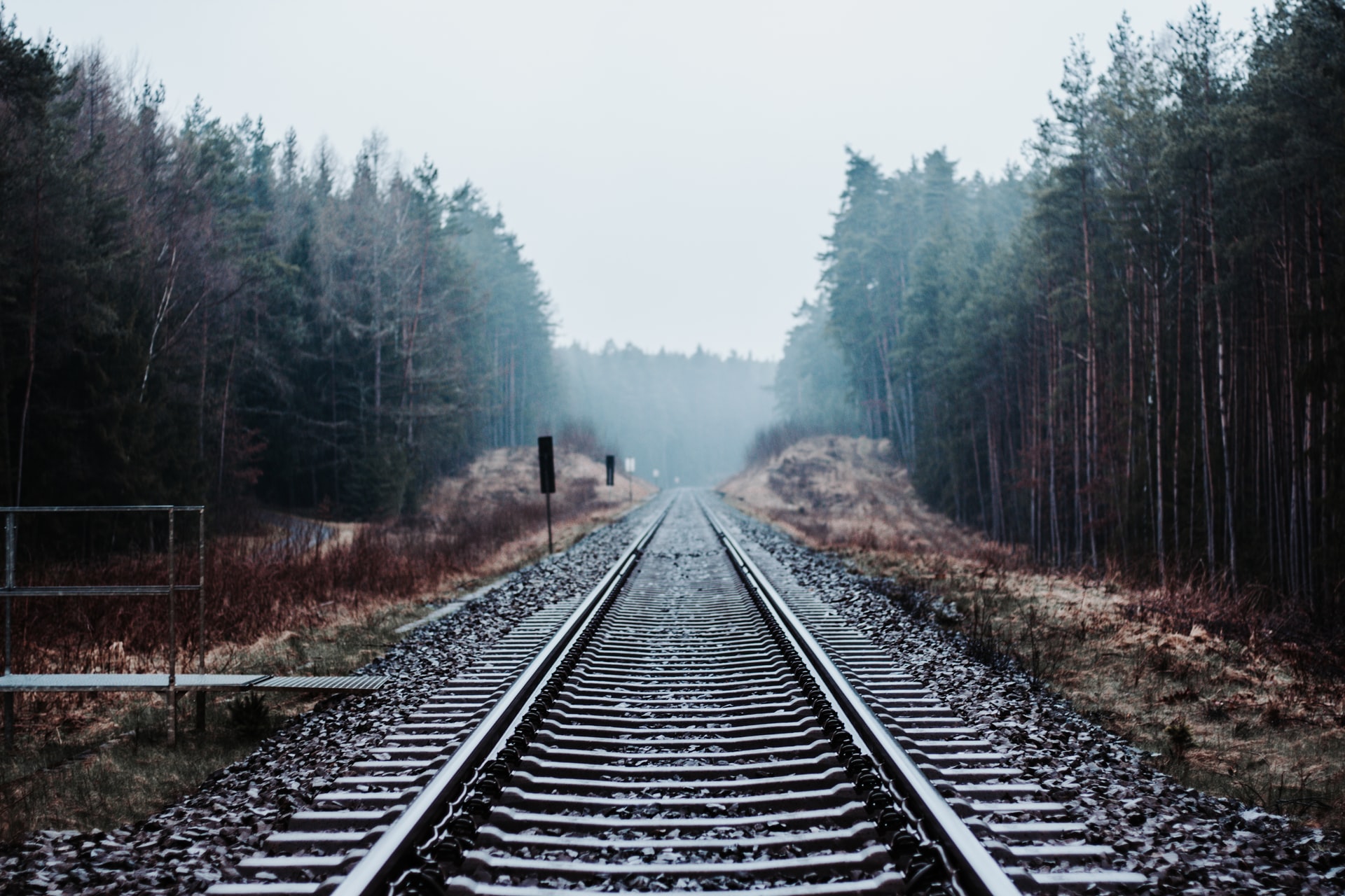 Photo of train tracks by Julian Hochgesang on Unsplash