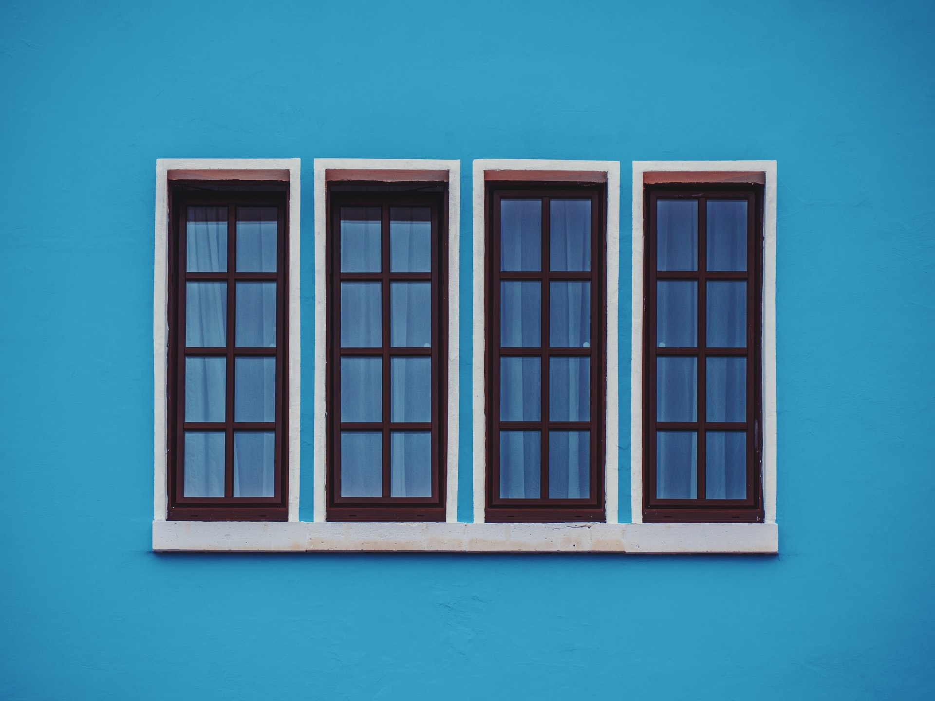 Photo of 4 windows by Daniel von Appen on Unsplash