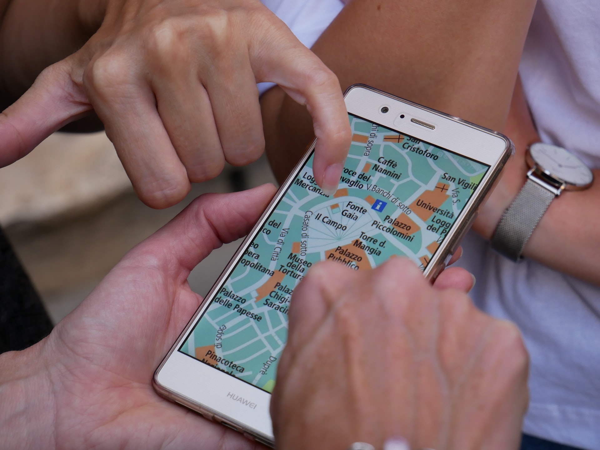 Using a map on a smartphone. Photo by Sebastian Hietsch on Unsplash